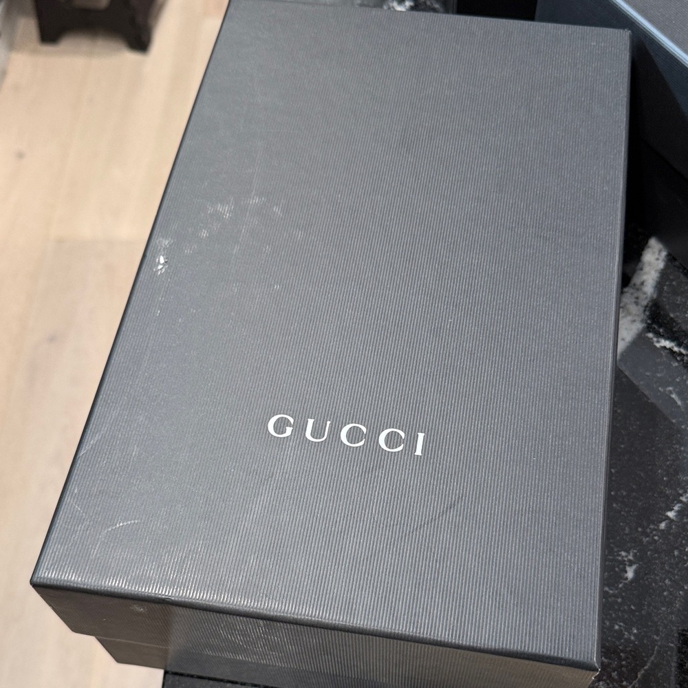 Gucci Black Leather Block Heel Sandals with Gold Horsebit - Picture 7 of 10